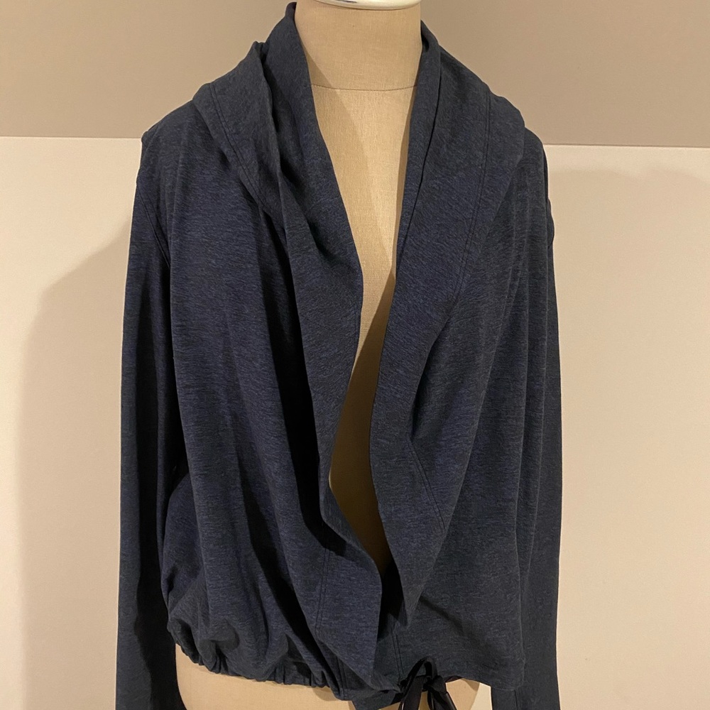 Lululemon Rulu Wrap - Picture 5 of 5
